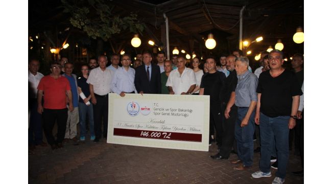 Amatör spor kulüpleri iftar yemeğinde buluştu