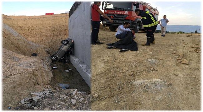 Aynı yolda ikinci araç da kanala düştü