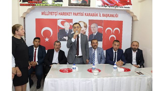 Vergili MHP'de bayramlaşma törenine katıldı