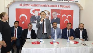 Vergili MHP'de bayramlaşma törenine katıldı