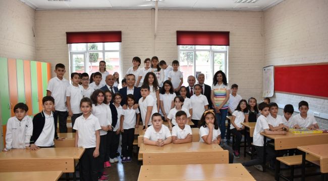 Demir Çelik İlkokulunda karne töreni düzenlendi