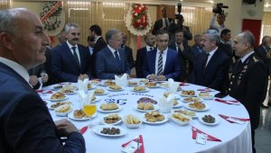 Karabük'te il protokolü bayramlaştı
