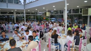 Kaymakamlık ve belediye personeli iftarda buluştu