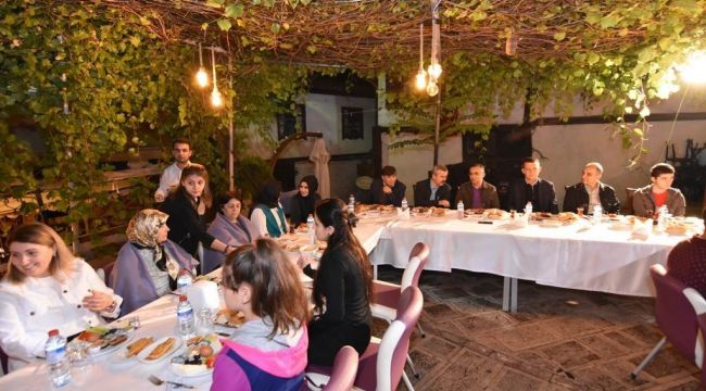 Kent protokolü, emniyet güçleri ile sahurda bir araya geldi