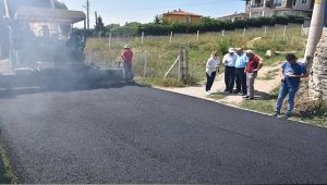 Sıcak asfalt çalışmaları devam ediyor