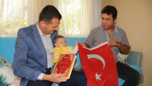 Ürkmezer'den Yeni doğan bebeklere ziyaret