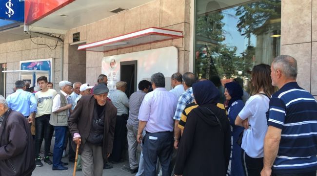 Yenice'de emeklilerin ikramiye sevinci