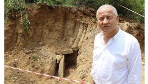 Belediyenin yol çalışmasında bin 800 yıllık mezar ortaya çıktı