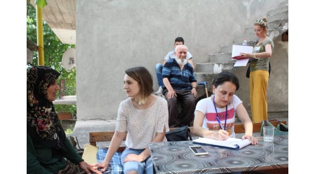 Hanelere misafir olmaya devam ediyorlar