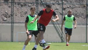 Karabükspor yeni sezon hazırlıklarına aralıksız devam ediyor