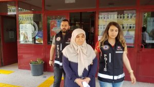 Meslekten ihraç edilen hemşire FETÖ'den tutuklandı