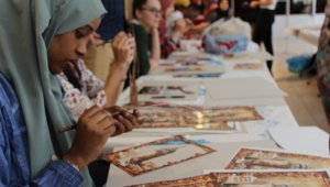 Uluslararası öğrencilere el sanatları eğitimi