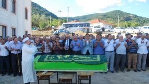 Eski Vali İpek'in annesi toprağa verildi