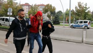 Hırsızlıktan adliyeye sevk edilen 4 kişi: 