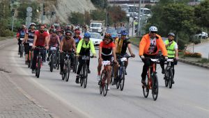 Karabük'te 'Trafikte bizde varız' temalı bisiklet turu