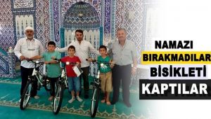 Sabah namazını kaçırmayan üçüzlere bisiklet hediye edildi