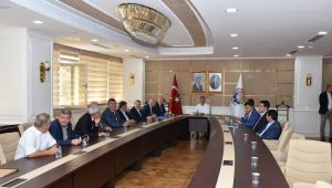 'Silindirle sıkıştırılmış beton yol' ile yolların ömrü uzuyor