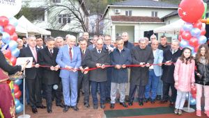Fatih Mahallesi Vali Kemal Çeber Parkı'nın açılışı yapıldı