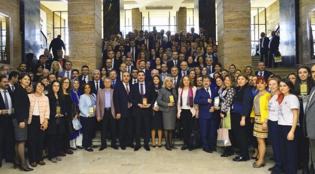Karabük 'Altın bebek dostu il' olmaya hak kazandı