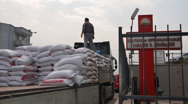 Karabük'te çiftçilere buğday tohumu dağıtımı devam ediyor