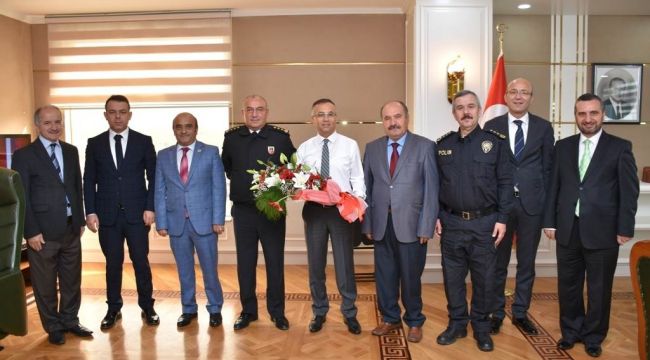 Vali Çeber’e Muhtarlar Günü ziyareti