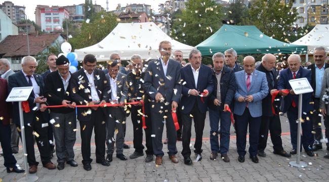 Yeşil Mahalle Atatürk Bulvarı Parkı törenle açıldı