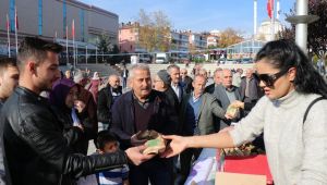 Belediyeden kandil simidi ikramı