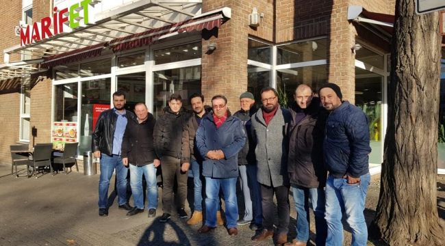 Karabüklü gurbetçiler kahvaltıda bir araya geldi