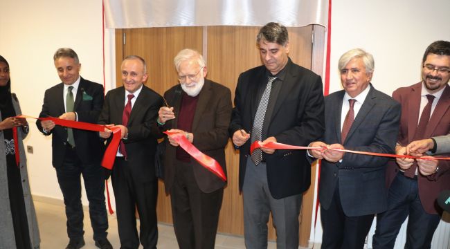 KBÜ'de konferans salonuna Prof. Dr. Sadettin Ökten'in adı verildi