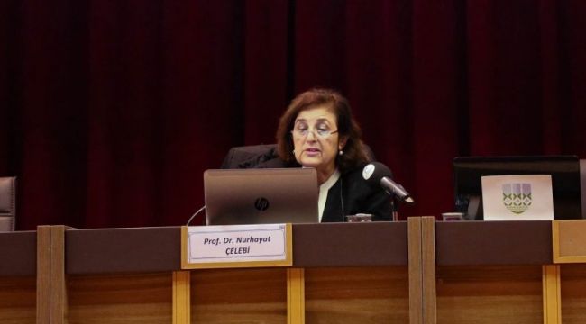 KBÜ'de 'Öğretmen Yetiştirme Politikaları' ele alındı