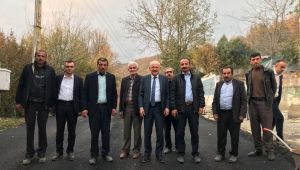 Mehmet Uzun, asfalt çalışmalarını yerinde inceledi