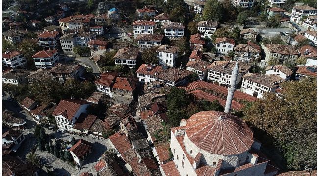 Osmanlı kenti Safranbolu'da tarihi çarşı gün yüzüne çıkarılıyor