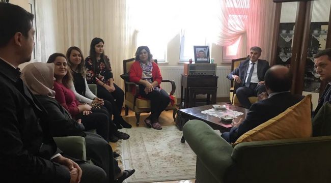 Vali Gürel şehit ailelerini yalnız bırakmıyor