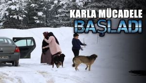Karabük-Bartın karayolunda sürücüler kardan dolayı zor anlar yaşıyor
