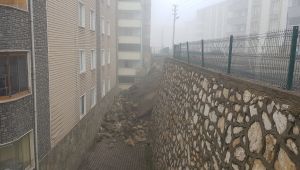 Karabük'te istinat duvarının çökmesi