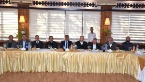 Vali Gürel, OSB'de faaliyet gösteren iş adamlarıyla bir araya geldi