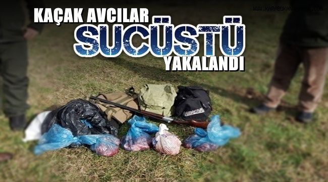 Vurdukları Karacayı parçalayan avcılar suçüstü yakalandı
