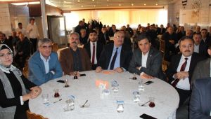 AK Parti'den proje tanıtım toplantısı