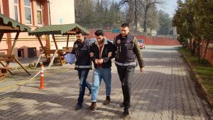 Sahte parayla alışveriş yaparken yakalandı
