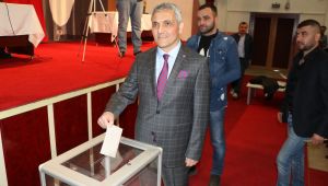 Kardemir Karabükspor, Mehmet Yüksel ile 'devam' dedi