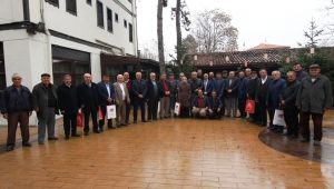 Ürkmezer'den görev süresi dolan muhtarlara plaket