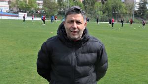 İlhan Özer:
