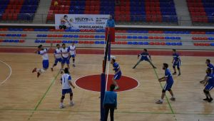 KYK Voleybol Türkiye finali grup eleme maçları Karabük'te başladı