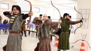 Okçuluk turnuvasında kıyasıya mücadele
