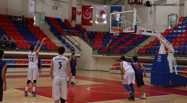 Basketbol Yıldızlar Türkiye Birinciliği müsabakaları Karabük'te başladı