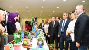 'Karabük Artık Sıfır Atık' konulu sergi ve tiyatro gösterisi düzenlendi