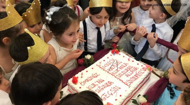 Minik öğrenciler Kur'an okumayı öğrendi