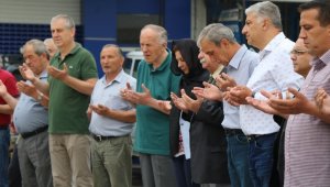 Geleneksel esnaf duaları sürüyor
