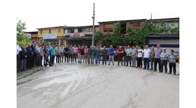 Geleneksel esnaf duası devam ediyor