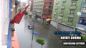 Karabük'te etkili olan sağanak yağış hayatı durma noktasına getirdi